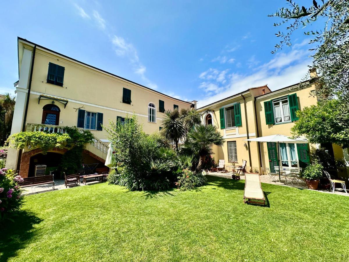 Villa Angelina - Casa Glicine Vallecrosia Zewnętrze zdjęcie