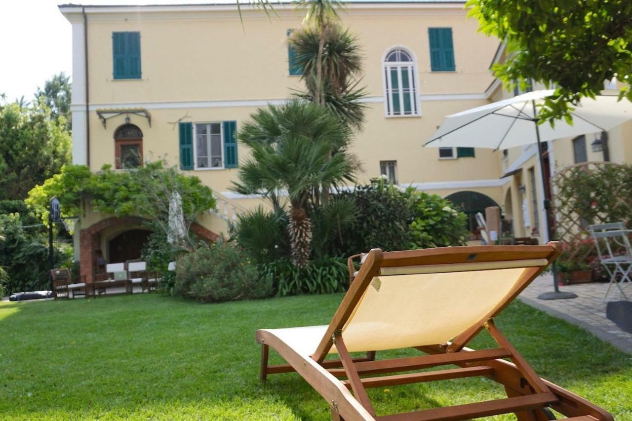Villa Angelina - Casa Glicine Vallecrosia Zewnętrze zdjęcie